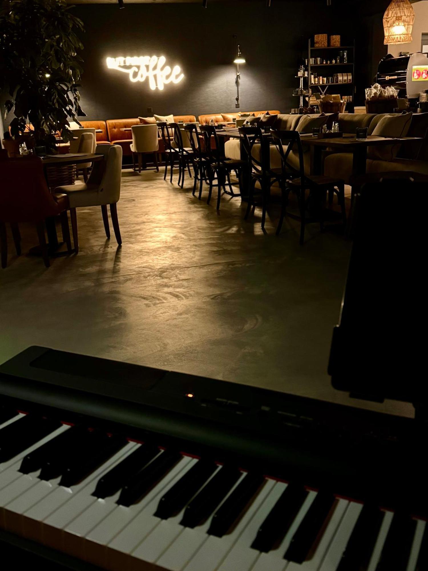 Giessen Hotel & Coffeehouse Vaduz Ngoại thất bức ảnh