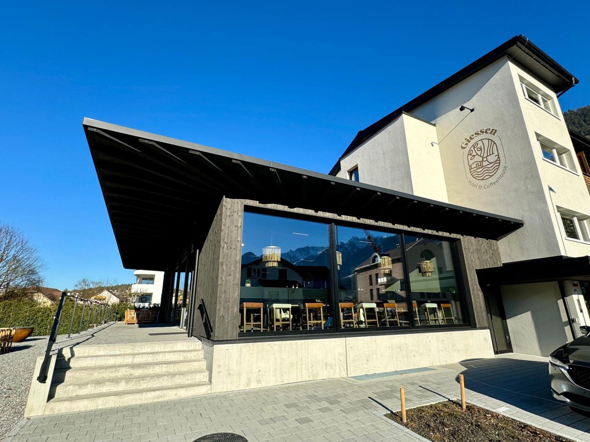 Giessen Hotel & Coffeehouse Vaduz Ngoại thất bức ảnh